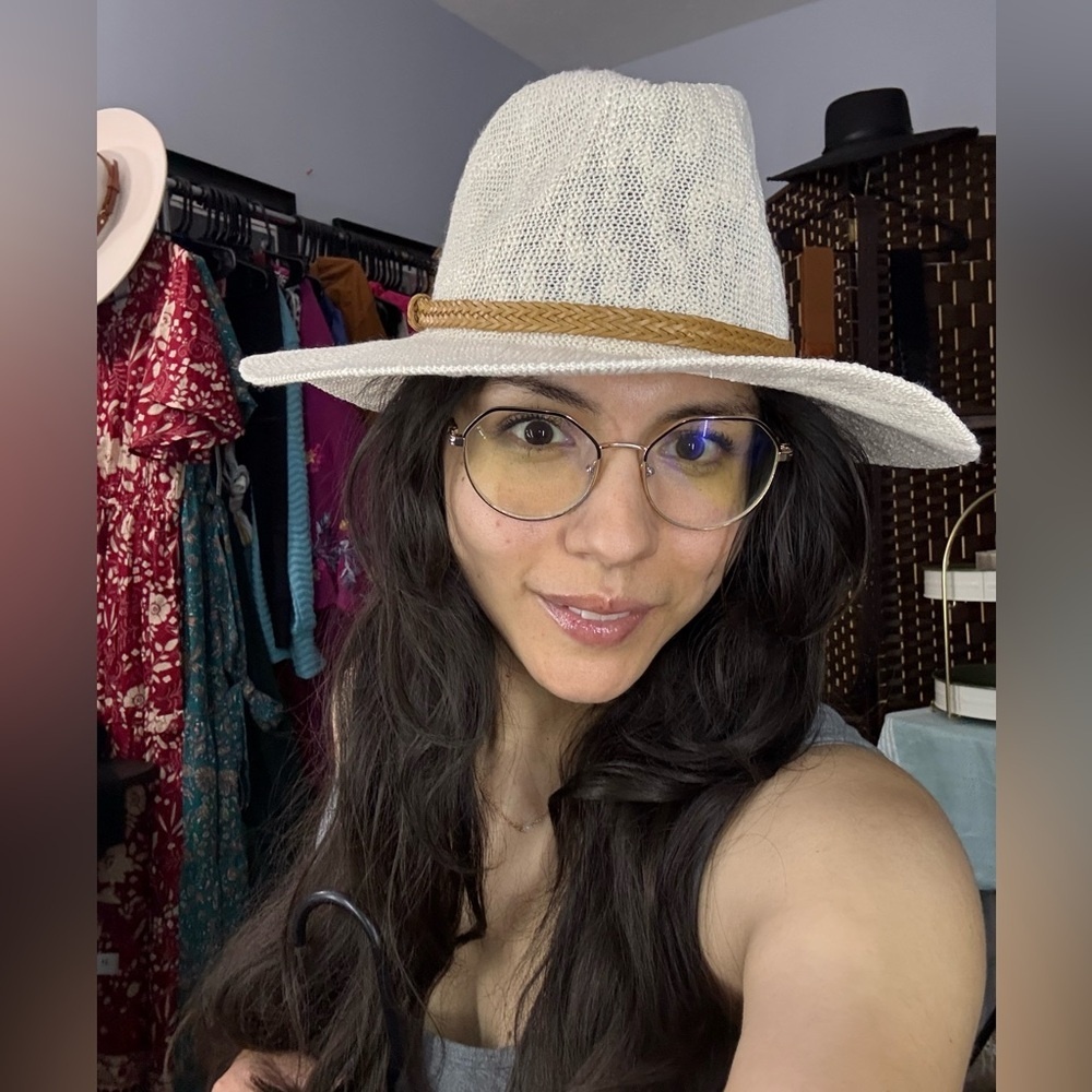 Stylish Cream Nubby Panama Hat with Tan Band - Picture 3 of 5